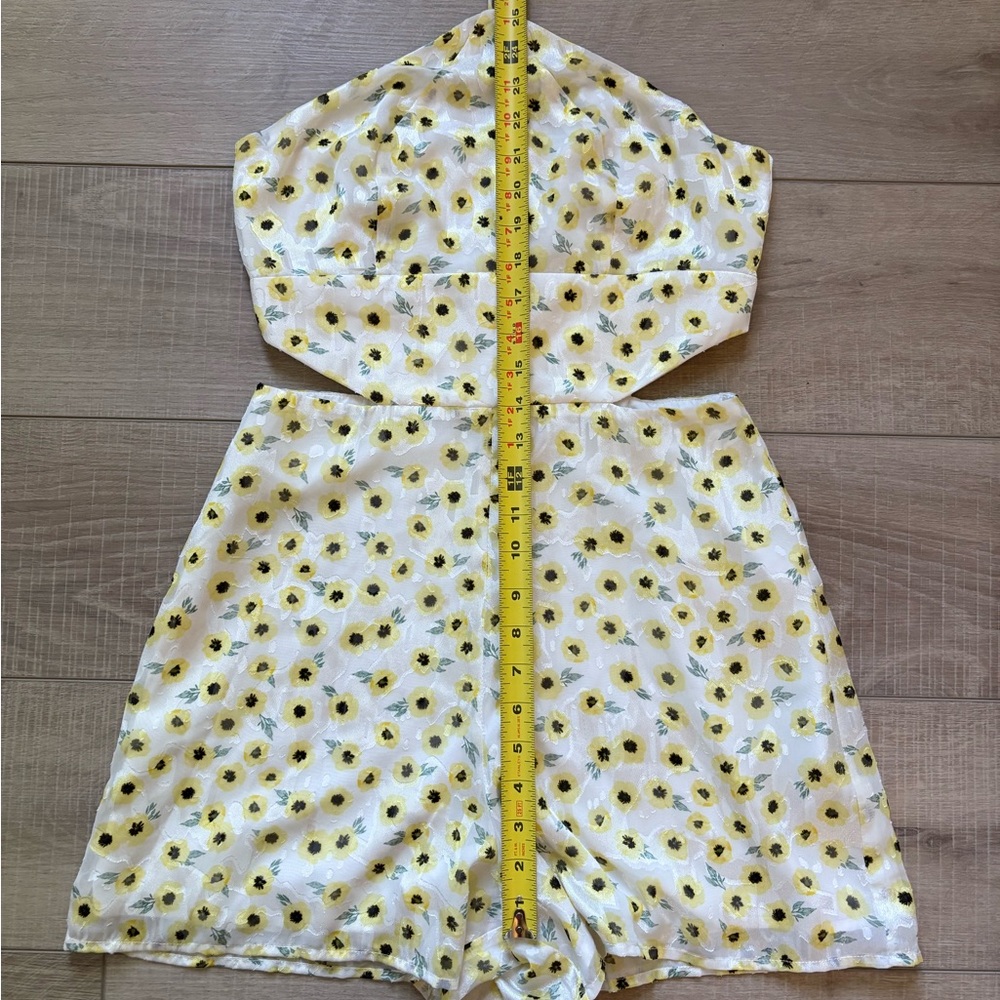 Anthropologie Hutch Ditsy Floral Halter Mini Romper Size 4 - Picture 6 of 11